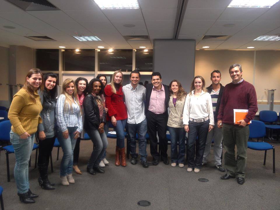 Marcelo Paixão em palestra ou treinamento 12