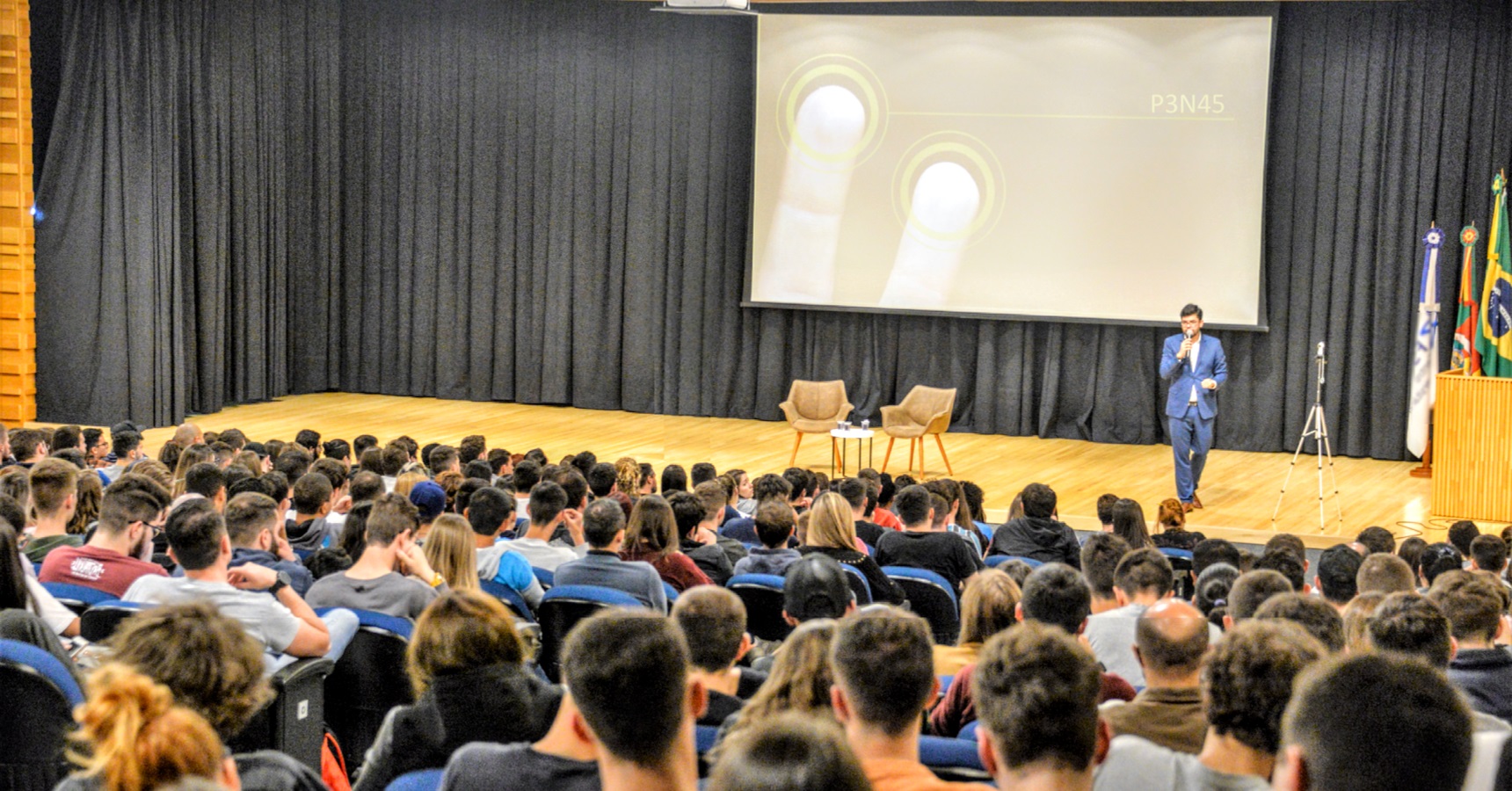 Marcelo Paixão em palestra ou treinamento 50